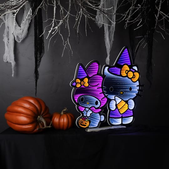 24" Hello Kitty® & Friends Halloween EkkoLight
